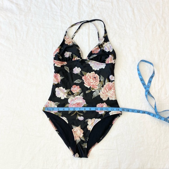Simons Floral One Piece Bathing Suit - Picture 2 of 11